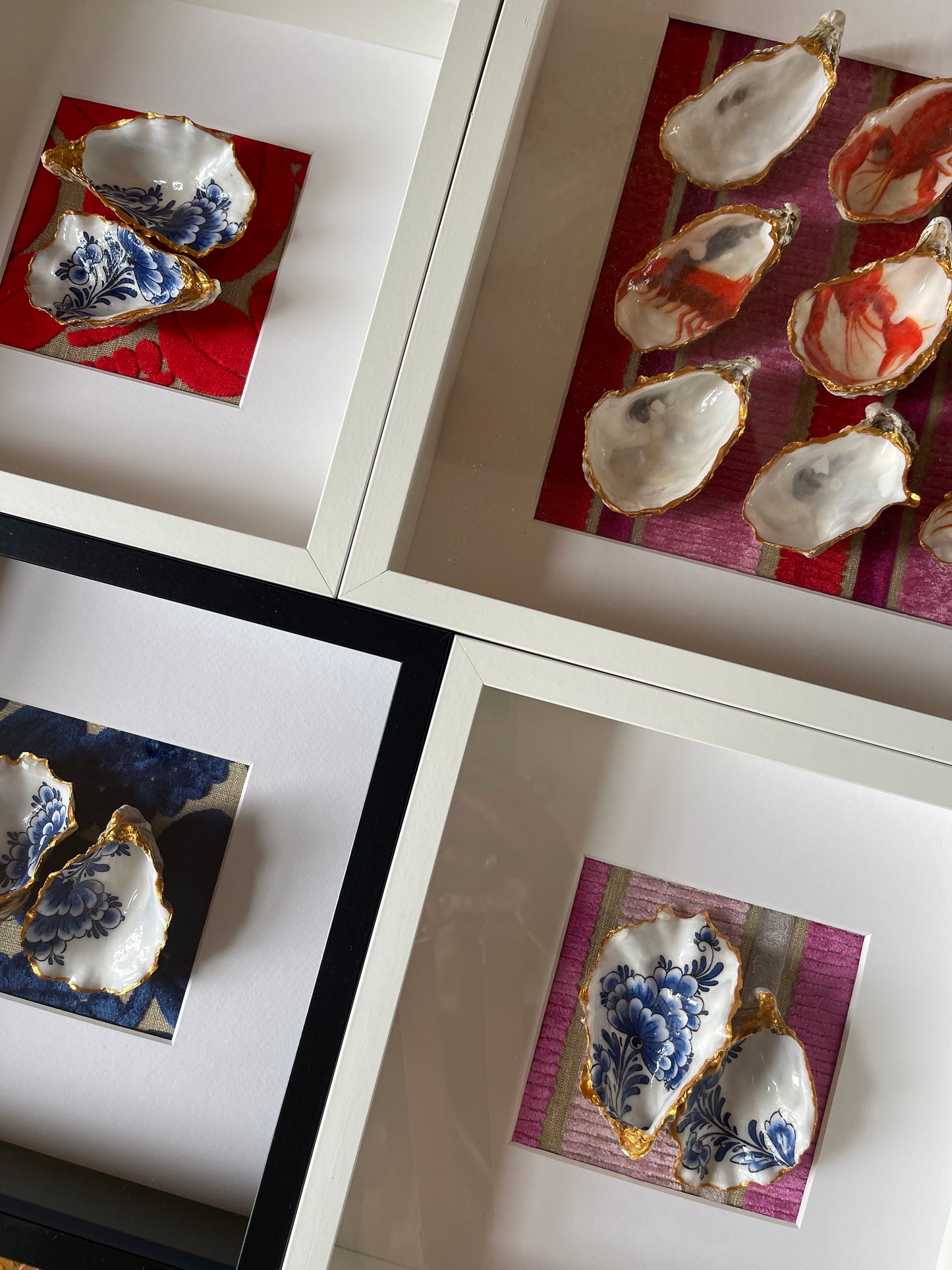 Delfts Blauw Oesters Kunstwerk – Goud & Rood